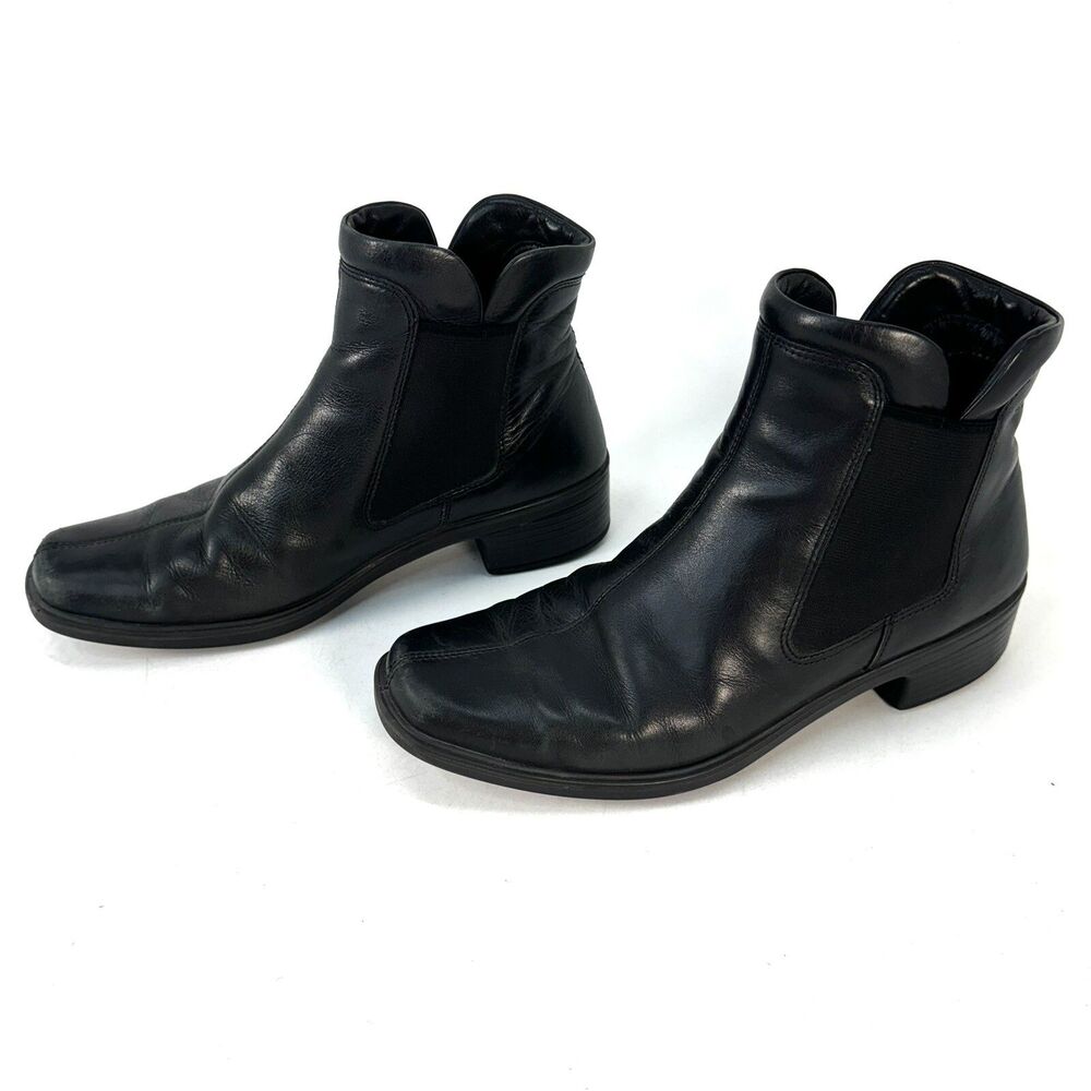 Ecco Light Black Leather Slip On Ankle Boots Size EU 40 / US 9.5 Chelsea Healed - Picture 1 of 10